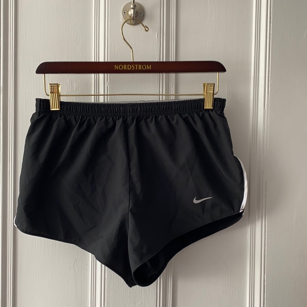 Nike shorts size small